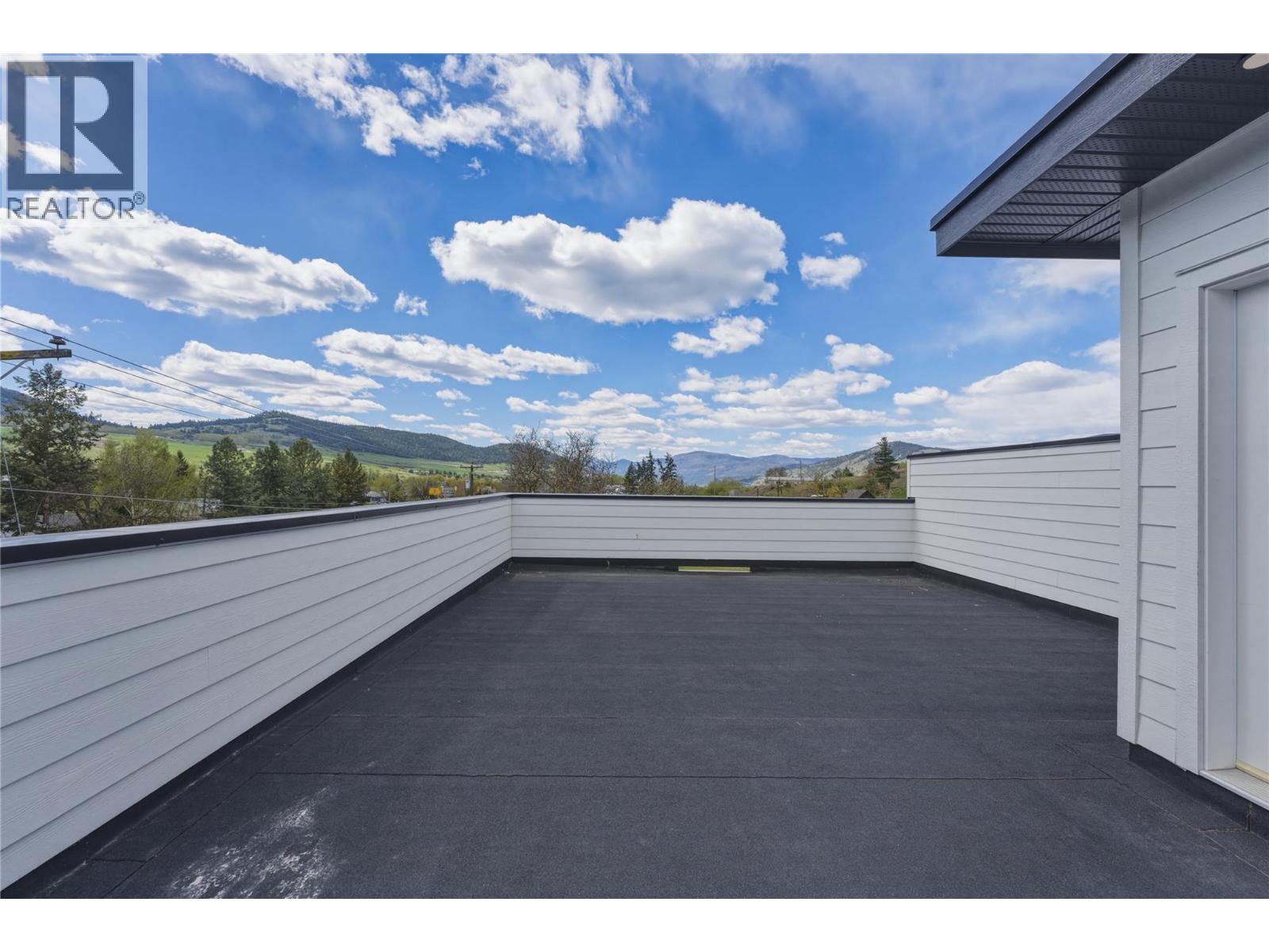 5661 Okanagan Landing Road Unit# 1, Vernon