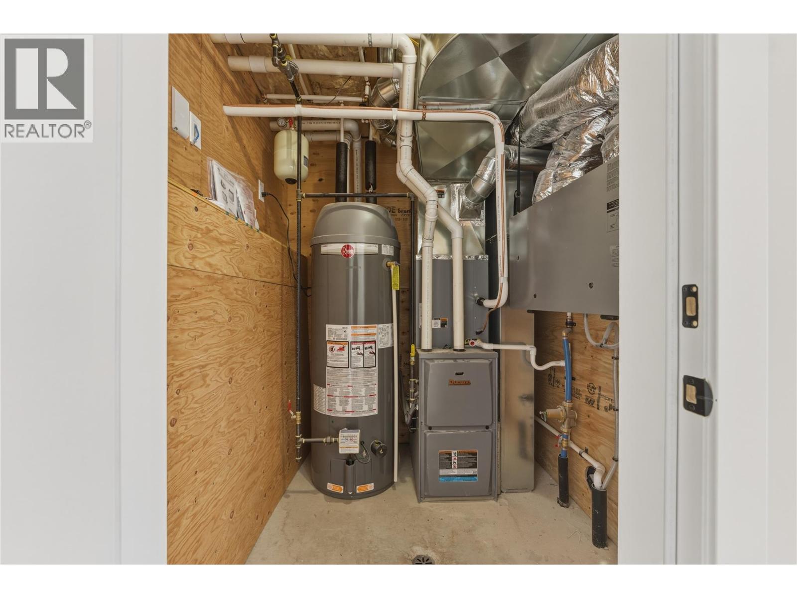 5661 Okanagan Landing Road Unit# 1, Vernon