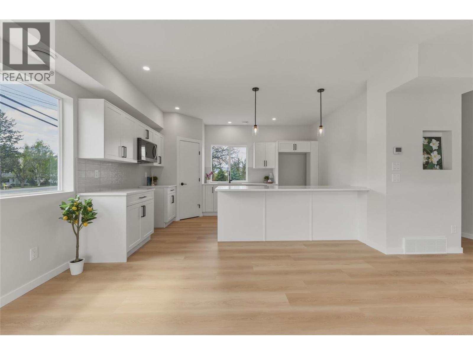 5661 Okanagan Landing Road Unit# 1, Vernon