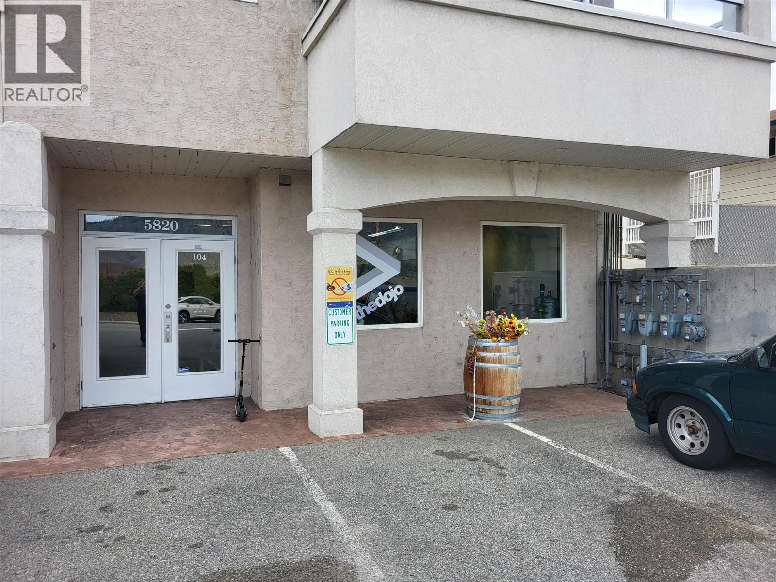 101-104 5820 89th Street, Osoyoos