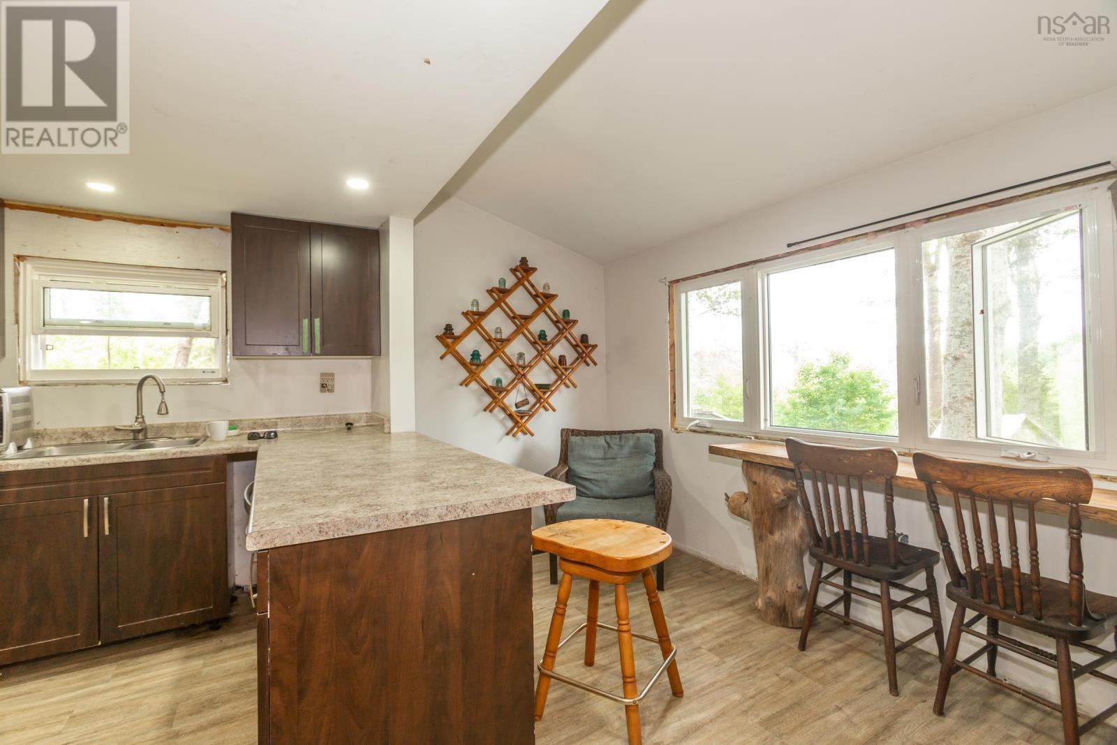 3862 Clementsvale Road - 10