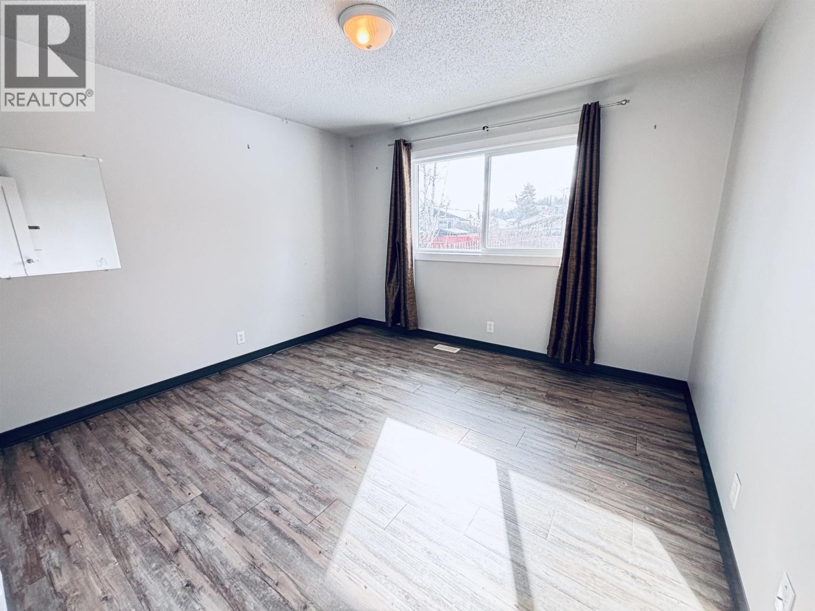 Photo 11 of 28 — 2981 MELODY CRESCENT · Prince George, BC