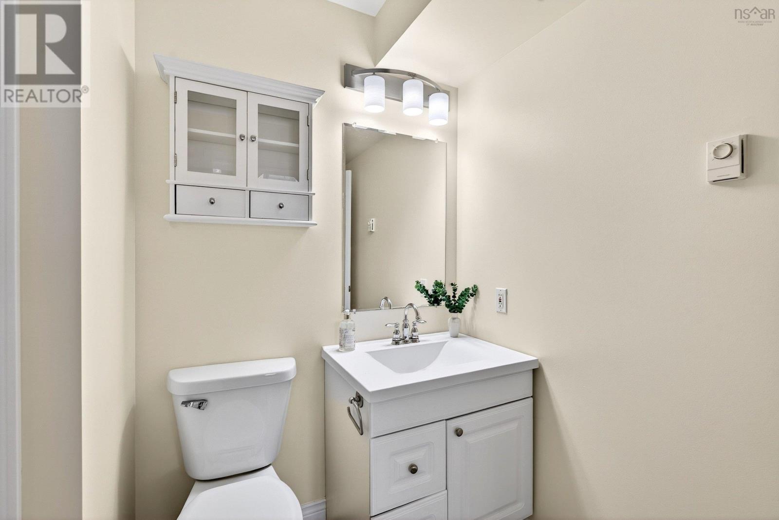 Property 30 of 47 of 147 Avenue Du Portage