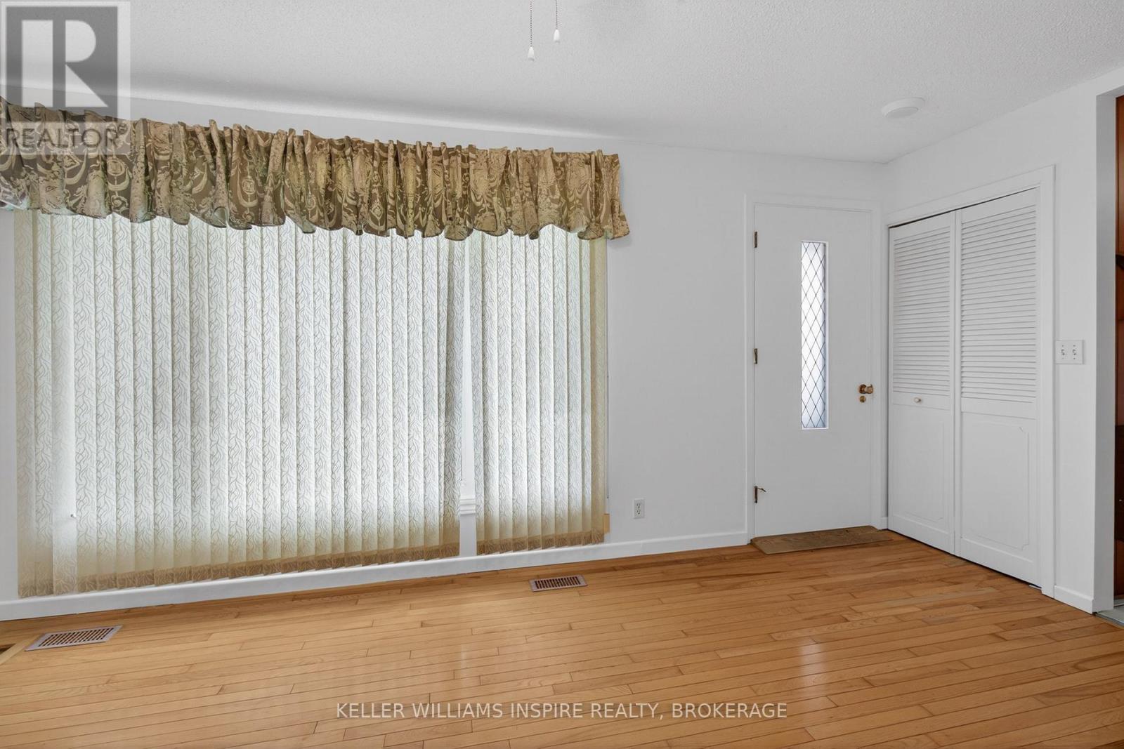 337 SIMMONS ROAD - 6