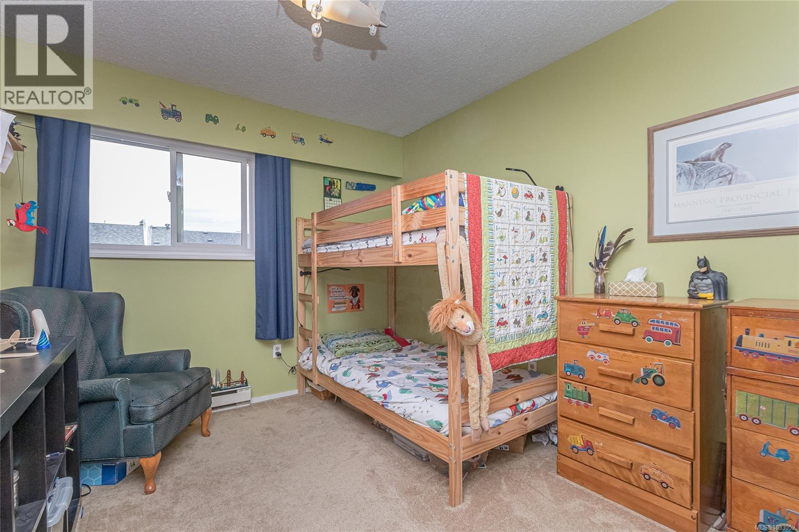 #19 1741 McKenzie Ave - 13
