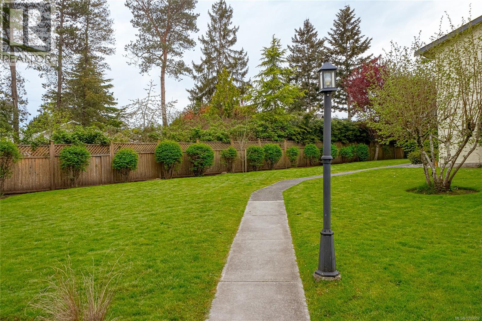 #19 1741 McKenzie Ave - 24