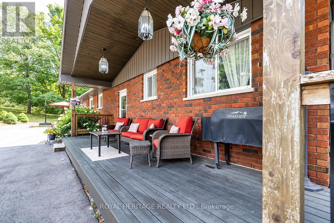 601 CLOUSTON ROAD — photo 40