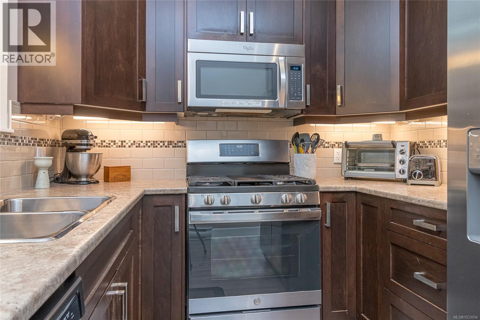 #12 6345 Ardea Pl - 7