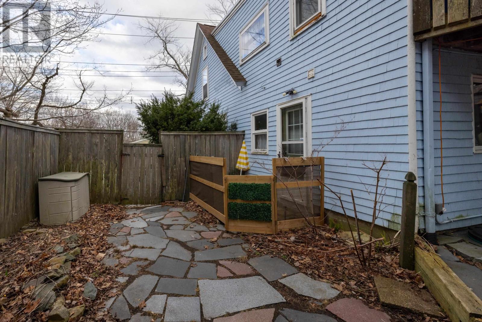 Property 39 of 44 of 53 Dahlia Street