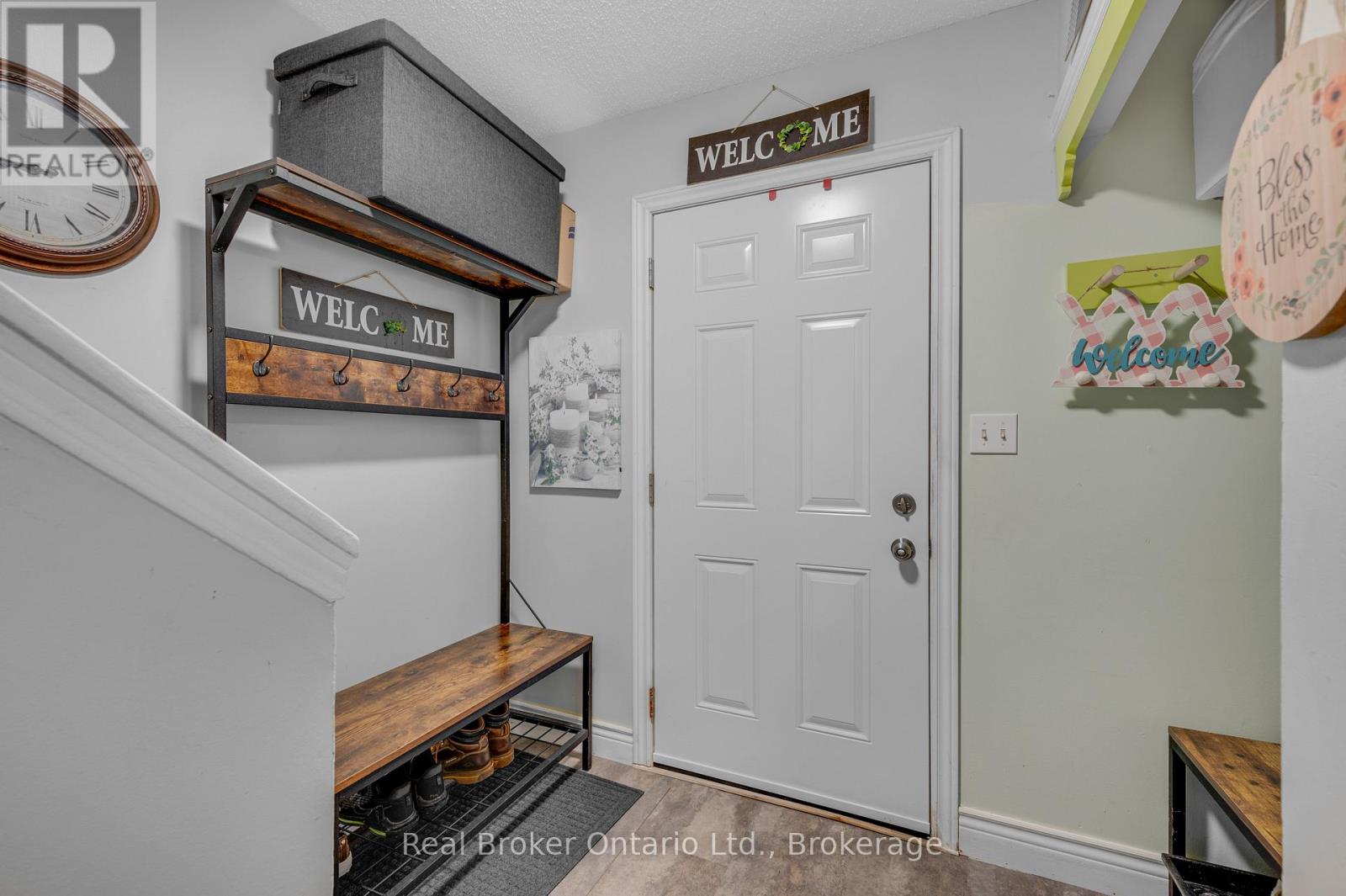 5 - 65 DORCHESTER BOULEVARD — photo 4