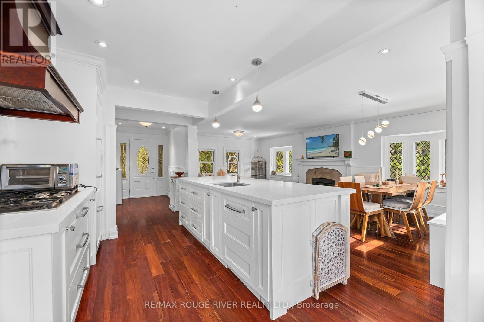 11 DONWOODS DRIVE - 11