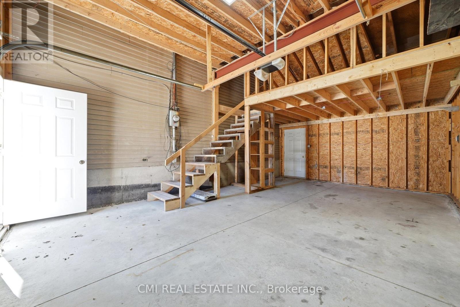 268 MISSISSAGA STREET W - 23