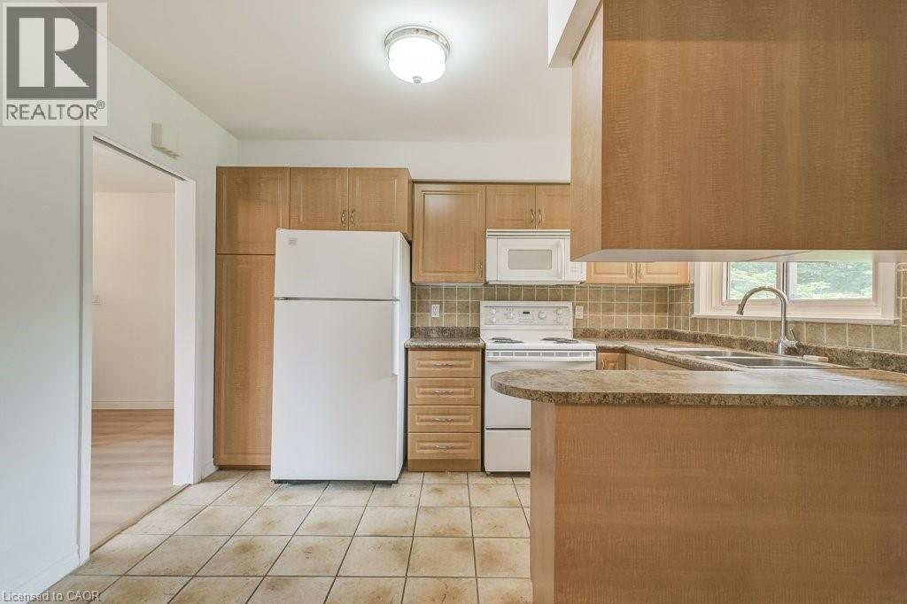 1334 LANGDALE Crescent, Oakville, Ontario, L6H2K8 — Photo 11