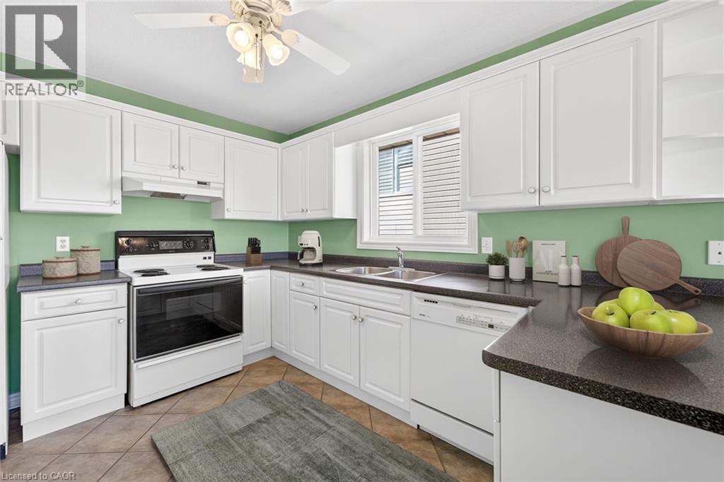 5117 MEADOWOOD Lane, Beamsville, Ontario, L3J0J8 — Photo 8