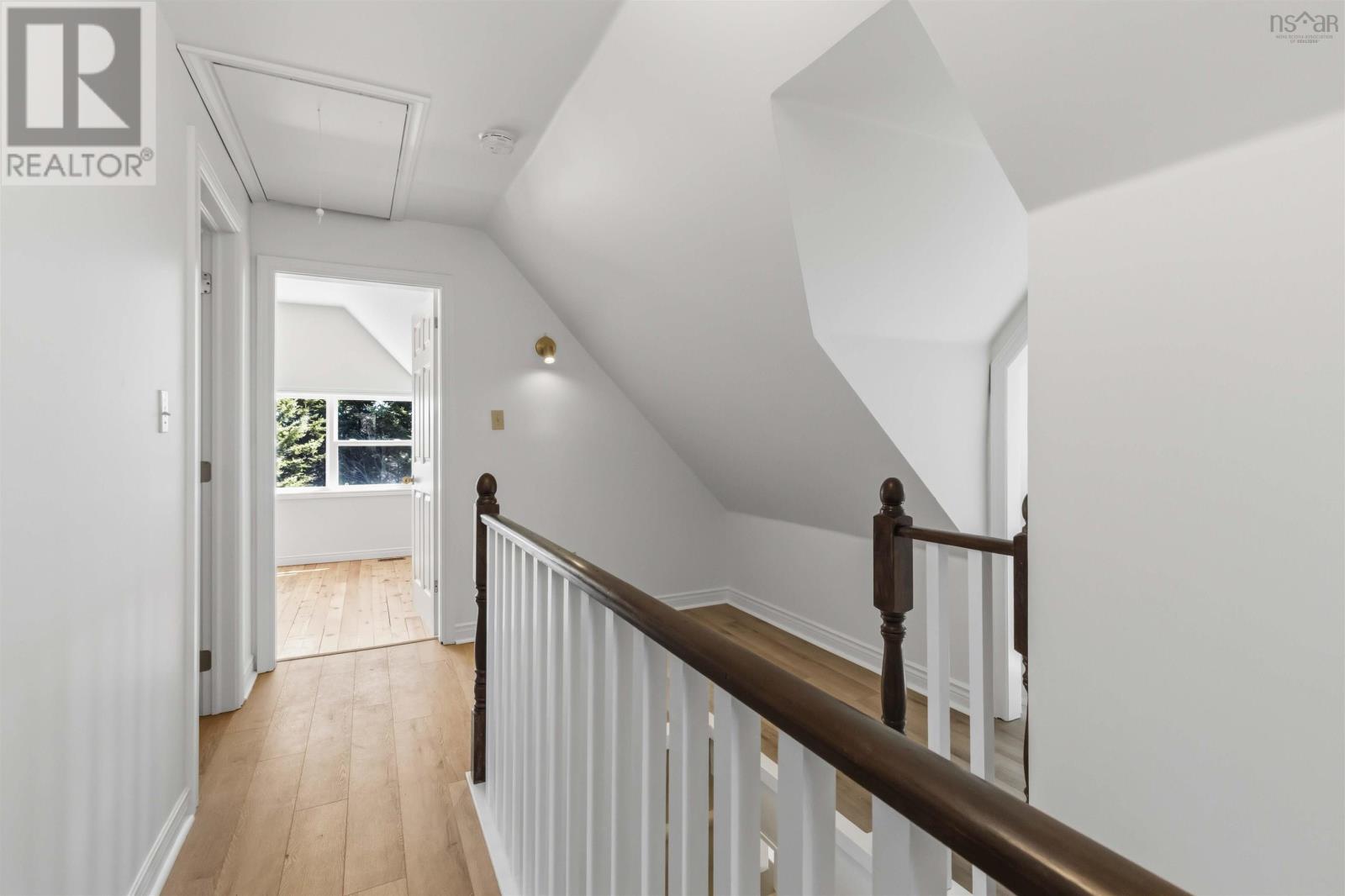 Property 22 of 49 of 341 Myra Road