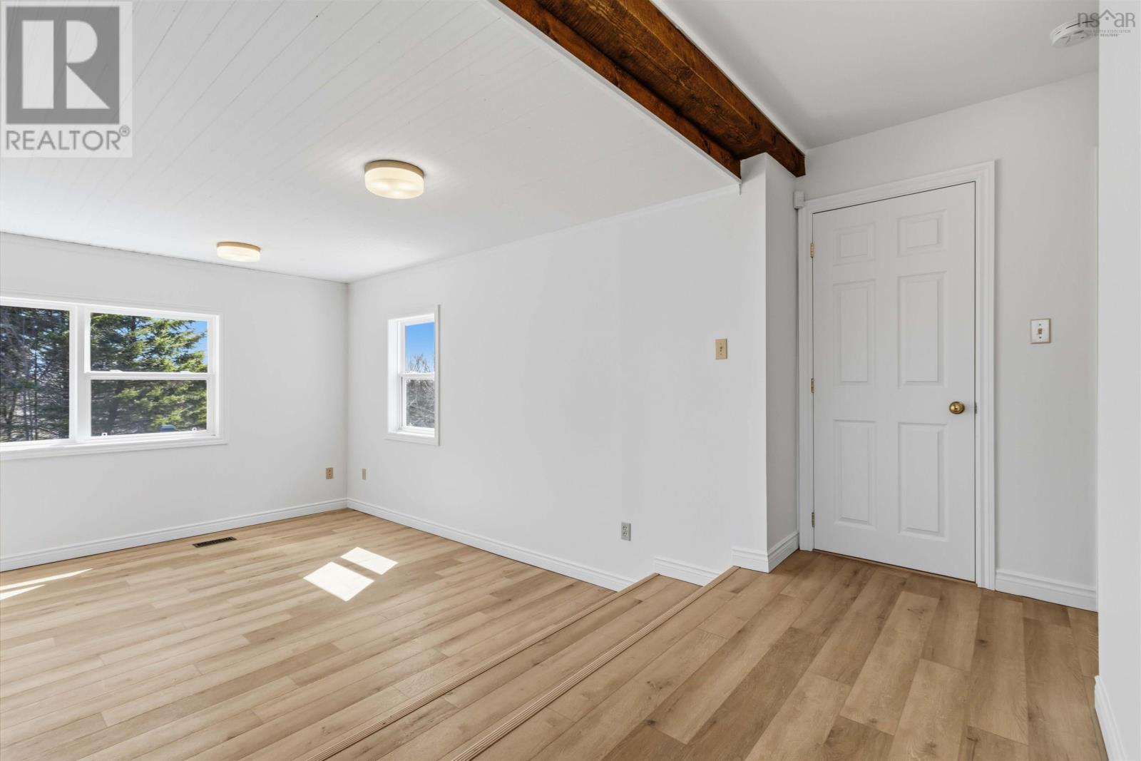 Property 9 of 49 of 341 Myra Road