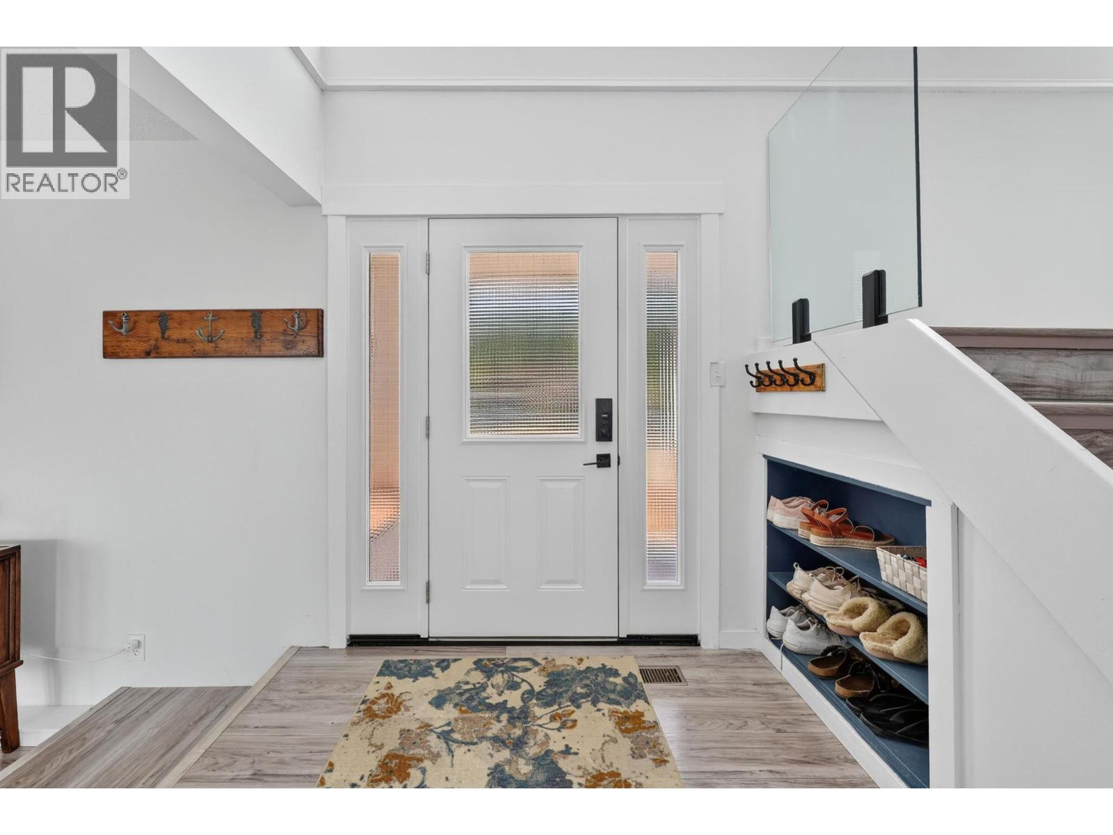 4581 75 Avenue NE - 8