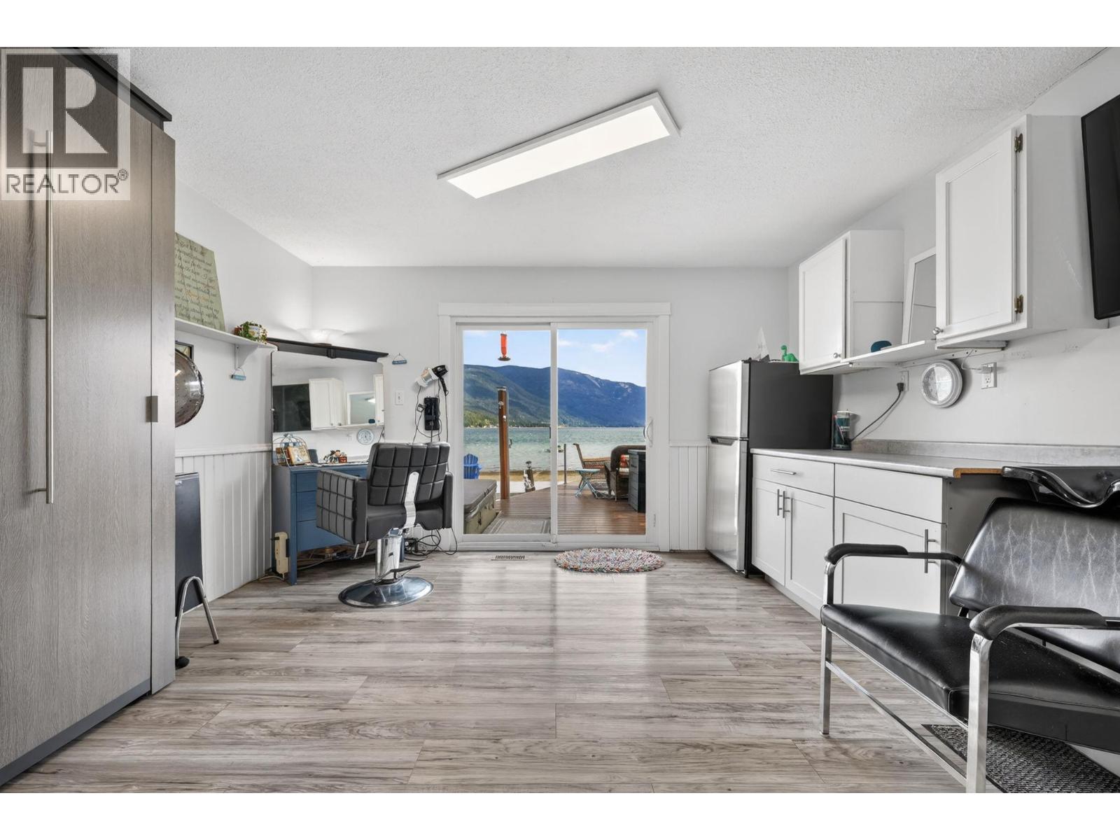 4581 75 Avenue NE - 28