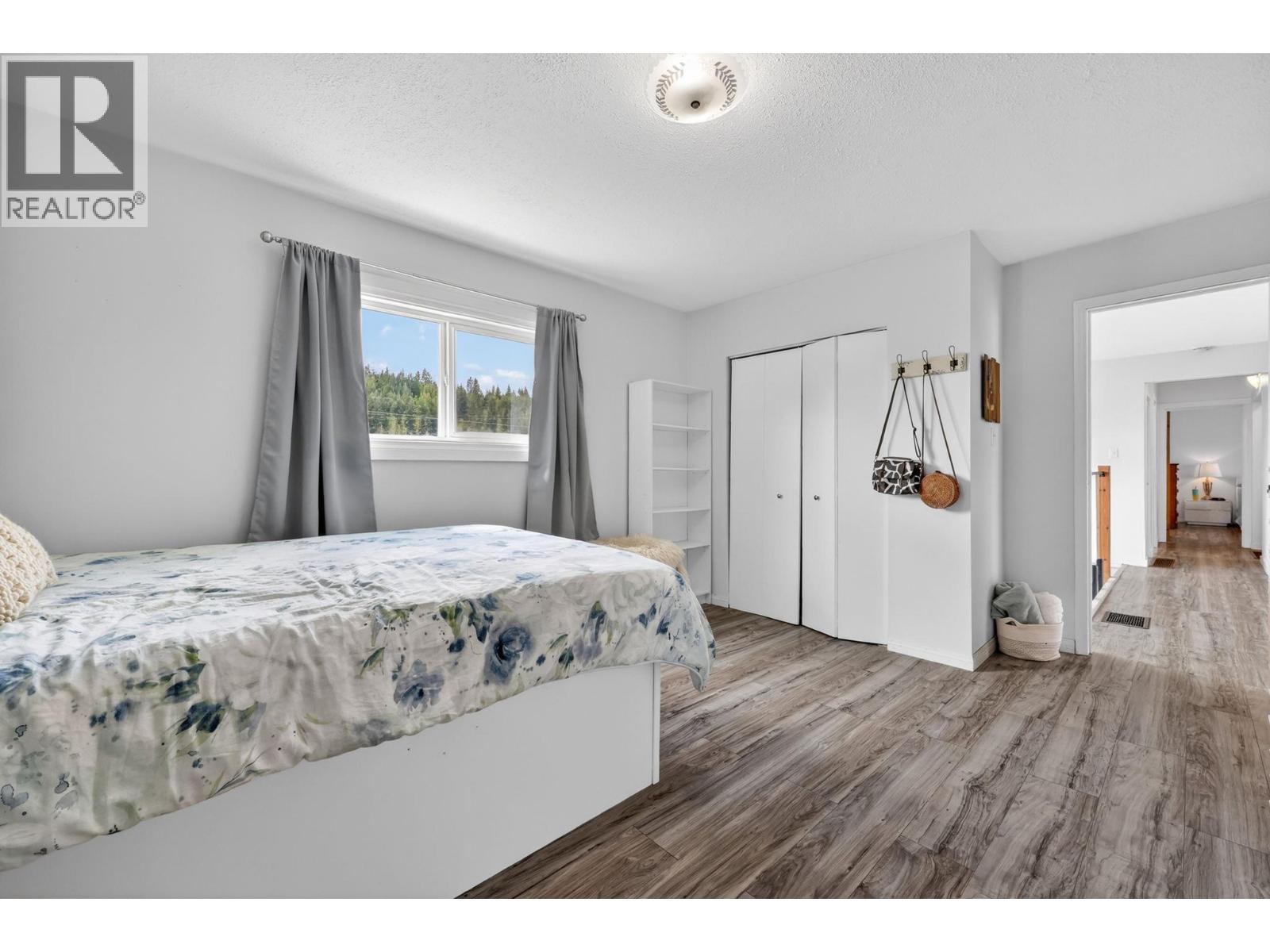 4581 75 Avenue NE - 44