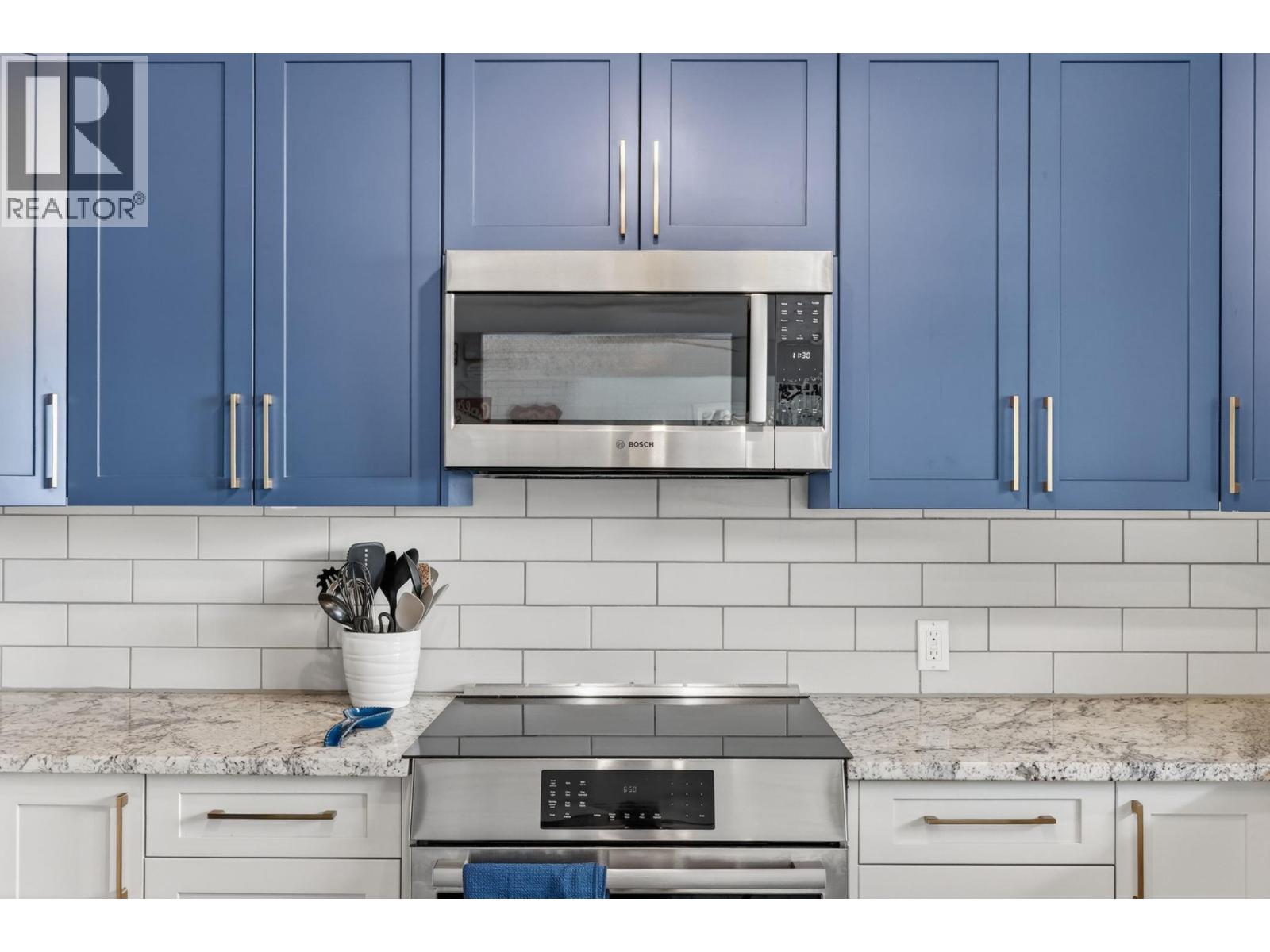 4581 75 Avenue NE - 22