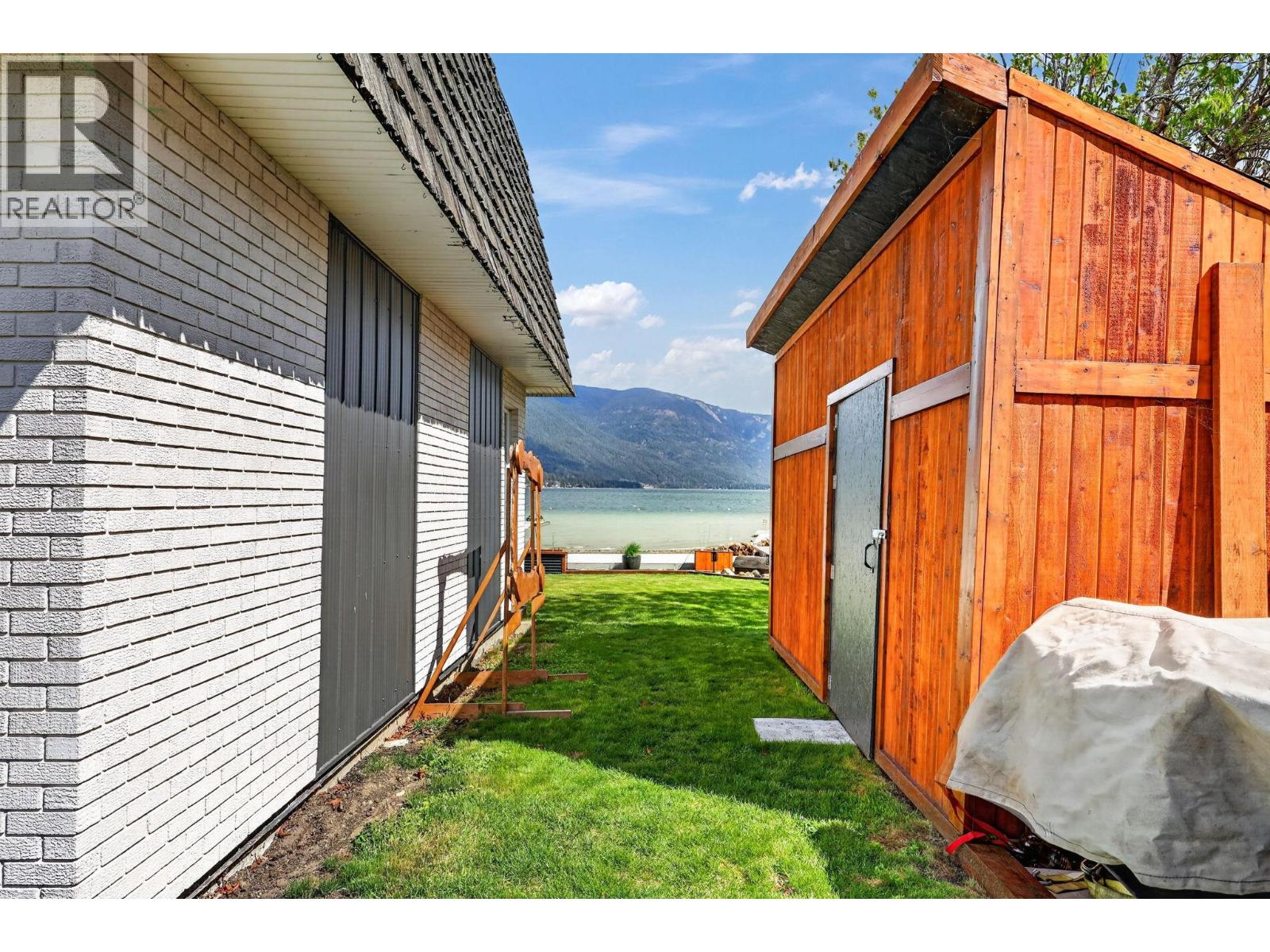 4581 75 Avenue NE - 66