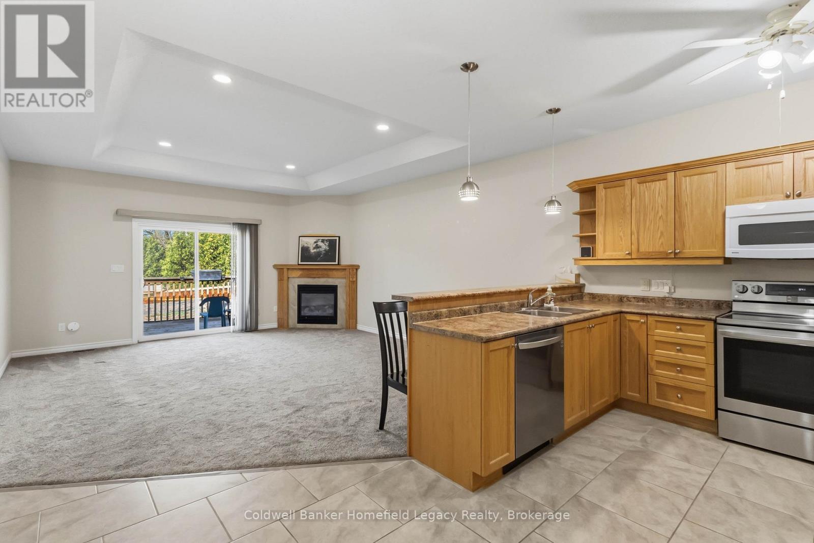 #1 220 WALNUT STREET - 21
