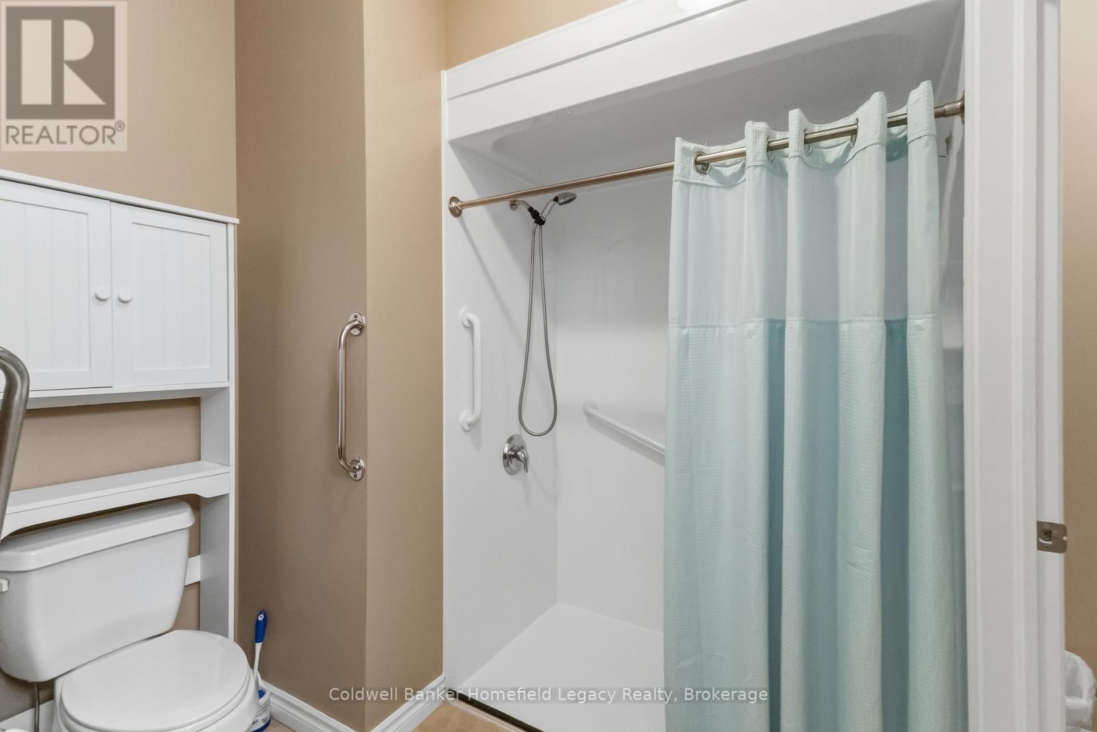 #1 220 WALNUT STREET - 31