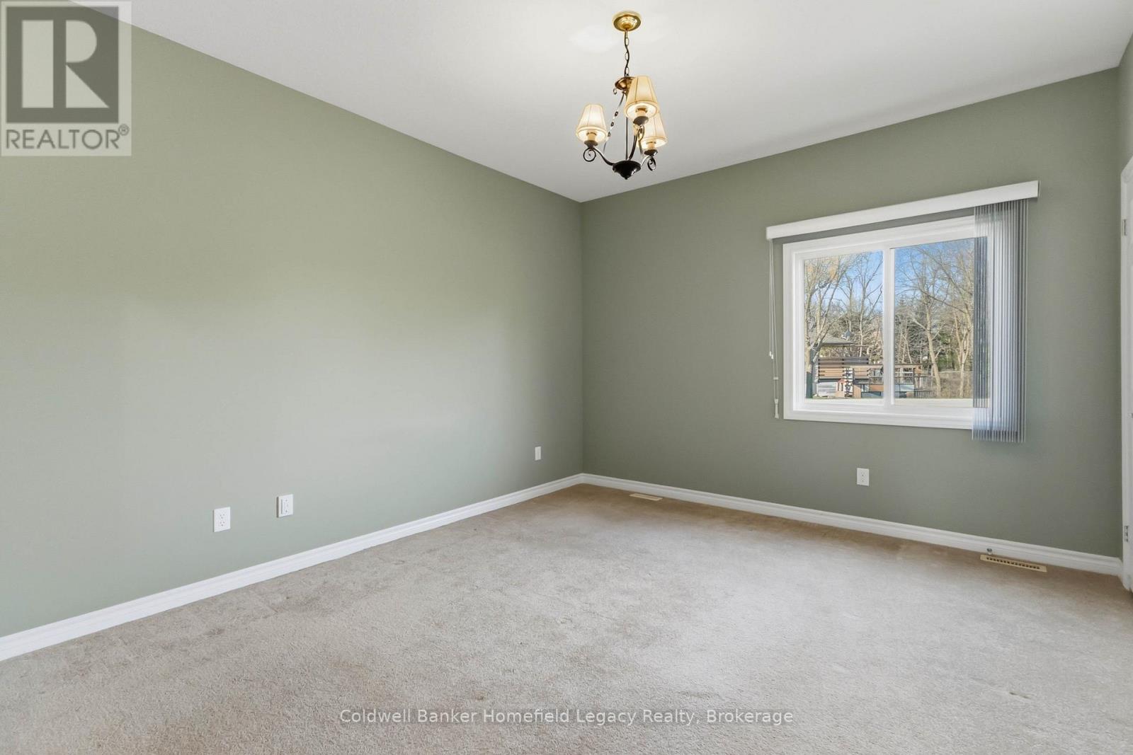 #1 220 WALNUT STREET - 33