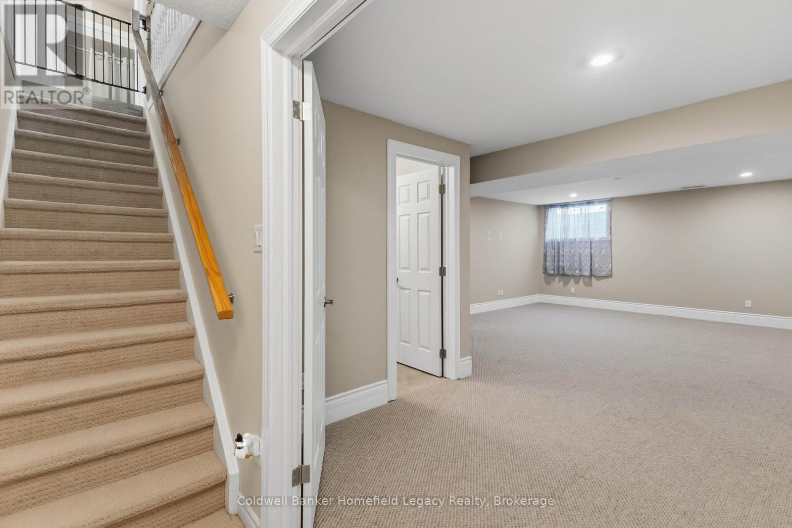 #1 220 WALNUT STREET - 37