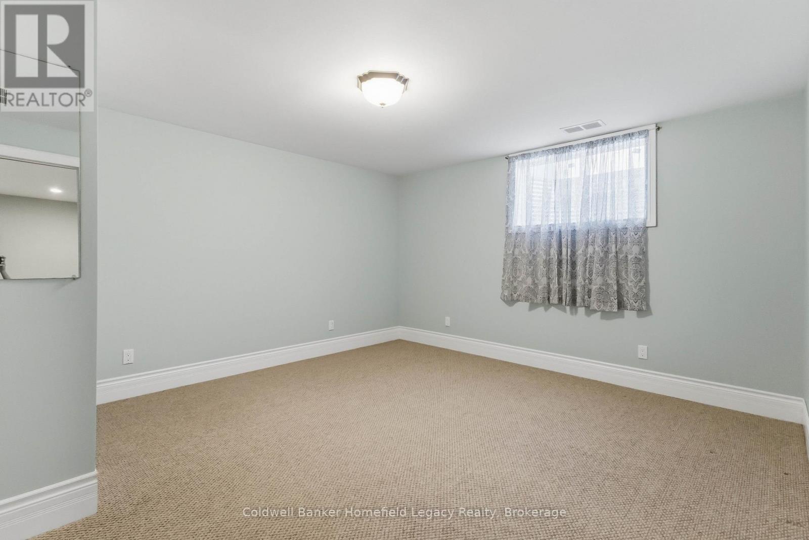 #1 220 WALNUT STREET - 43