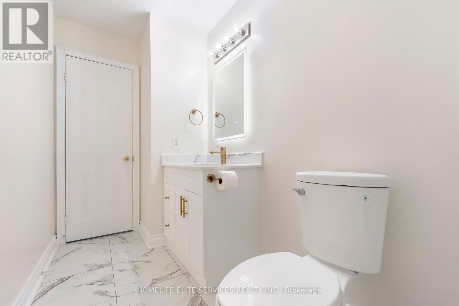 7 LENTHALL AVENUE - 24