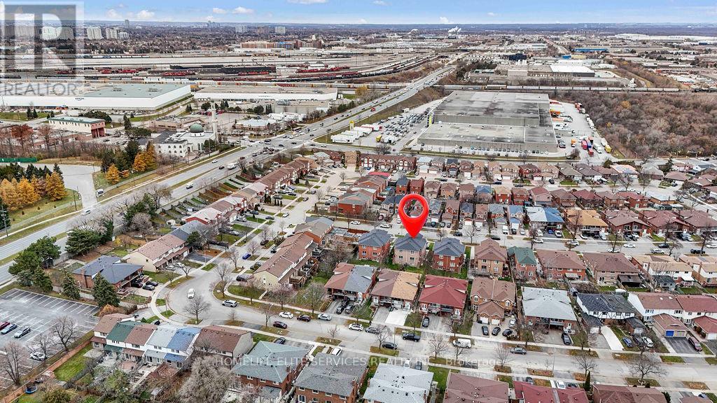 7 LENTHALL AVENUE - 40