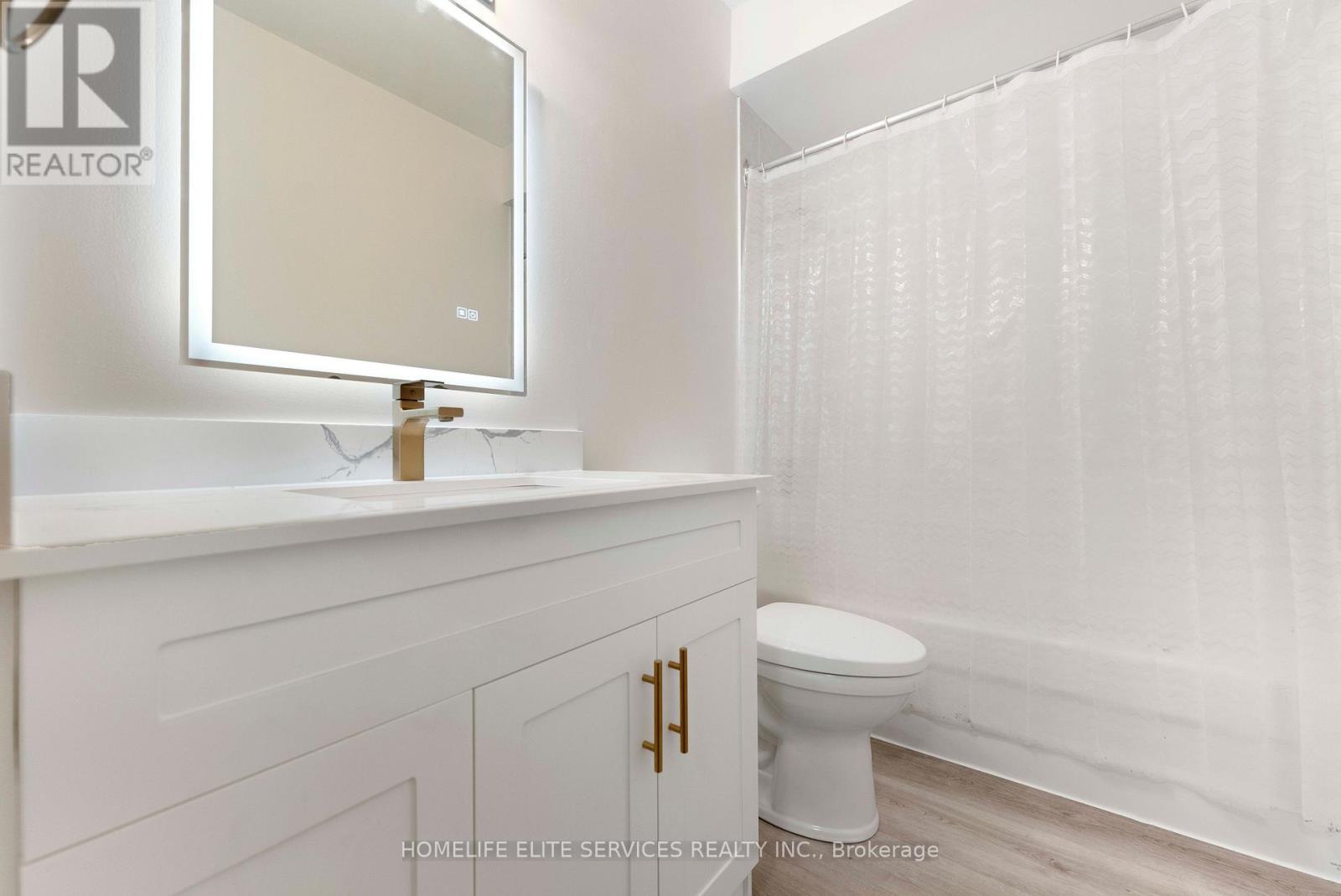 7 LENTHALL AVENUE - 35
