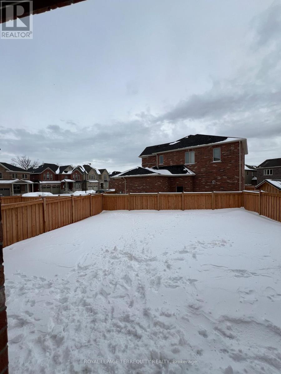 26 SANFORD CIRCLE — photo 35