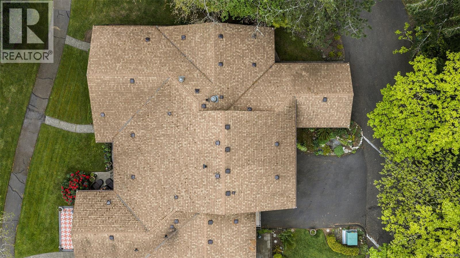 #38 278 Island Hwy - 29