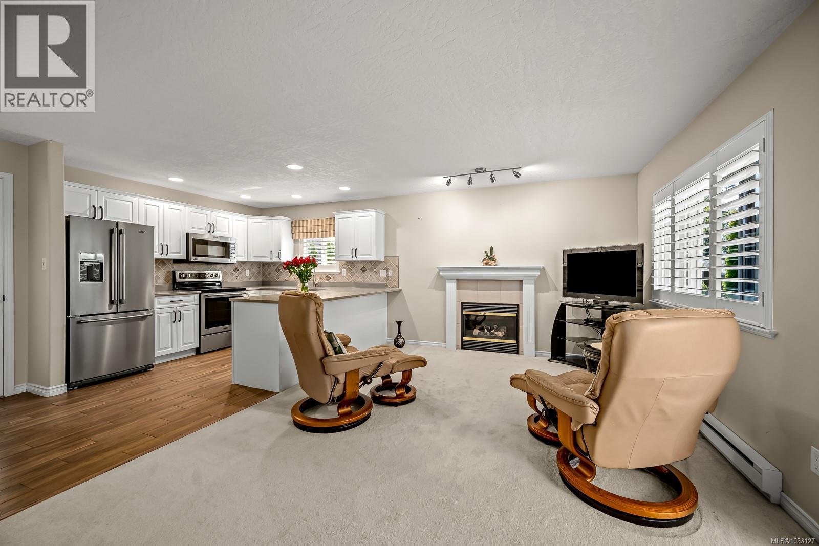 1945 St. Andrews Pl - 21