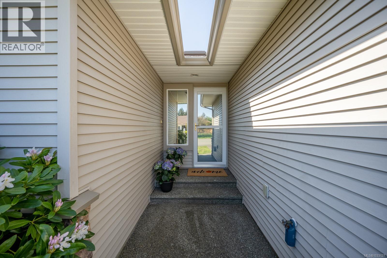1945 St. Andrews Pl - 3