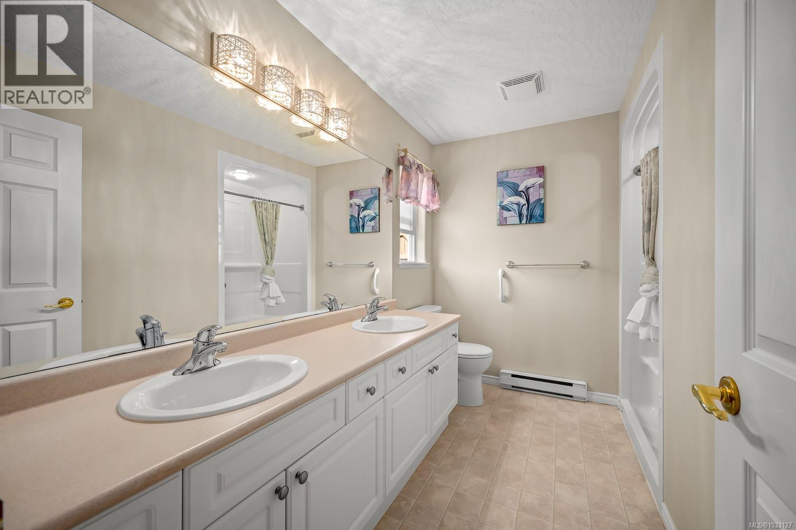 1945 St. Andrews Pl - 33