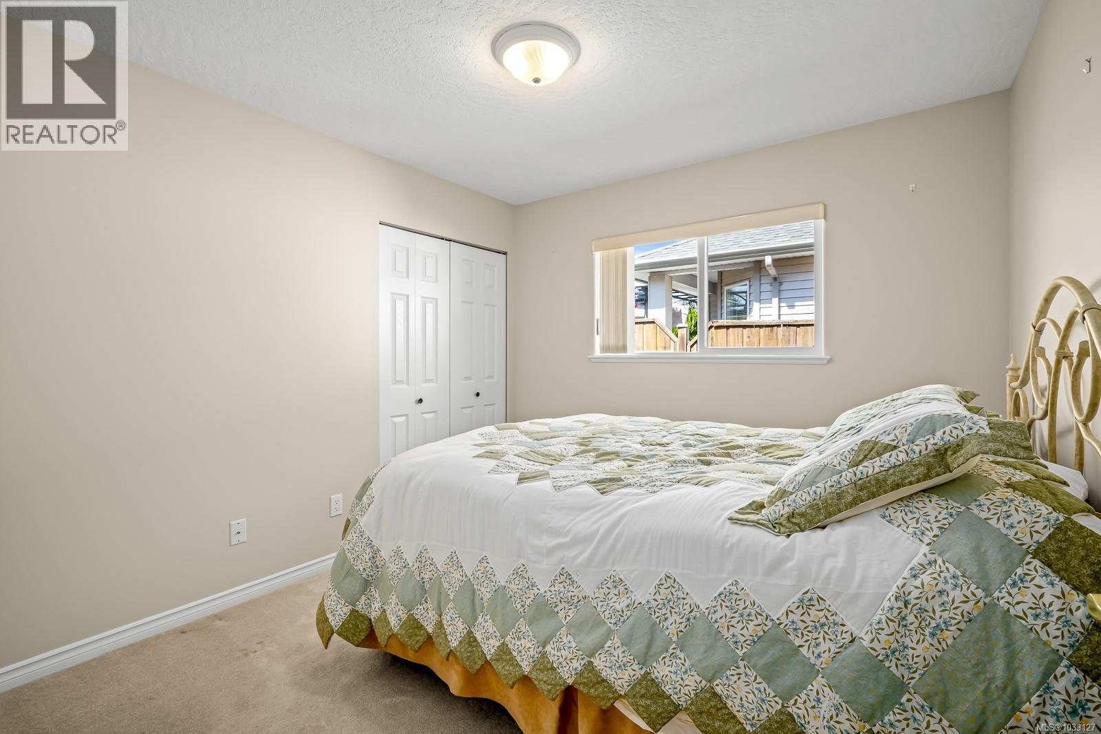 1945 St. Andrews Pl - 37