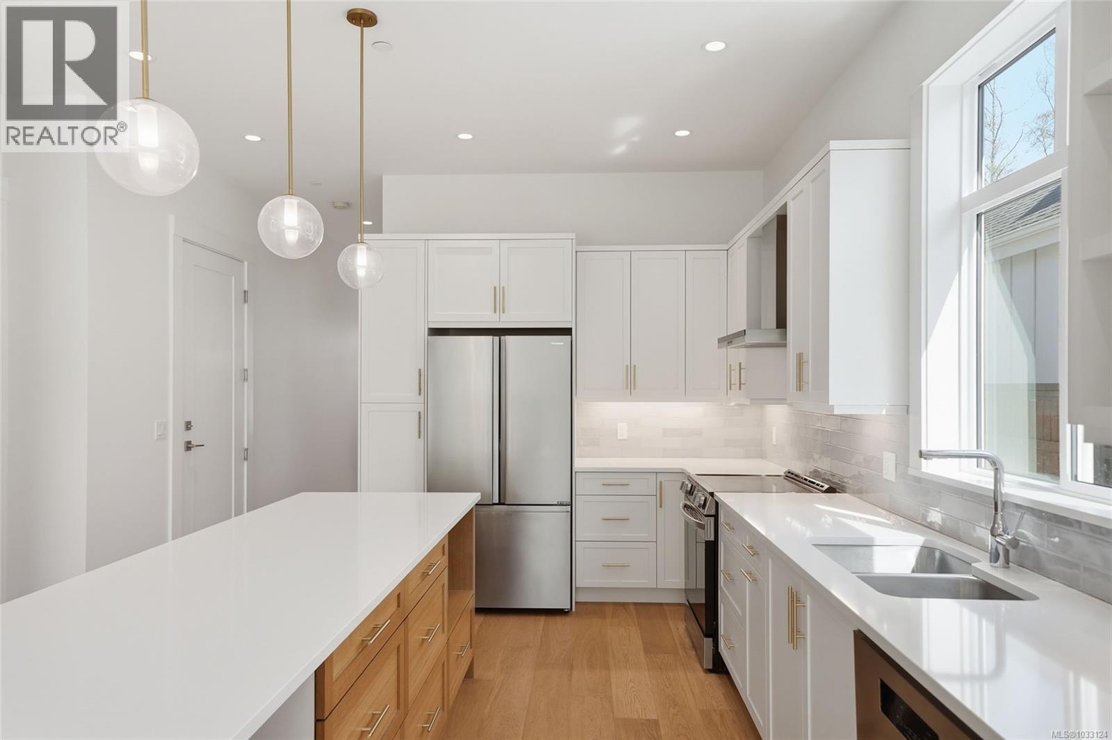 #14 846 Ackerman Rd - 13