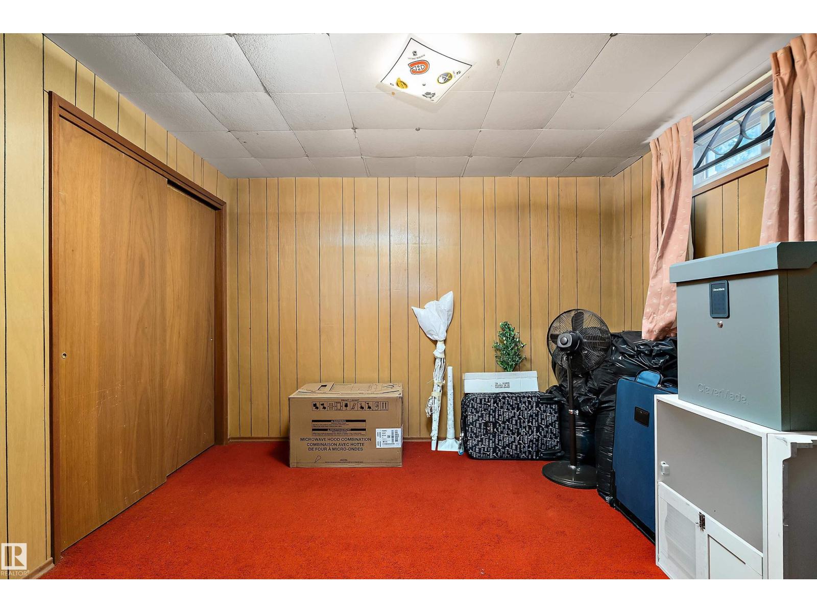 13416 101 ST NW ST NW NW, Edmonton