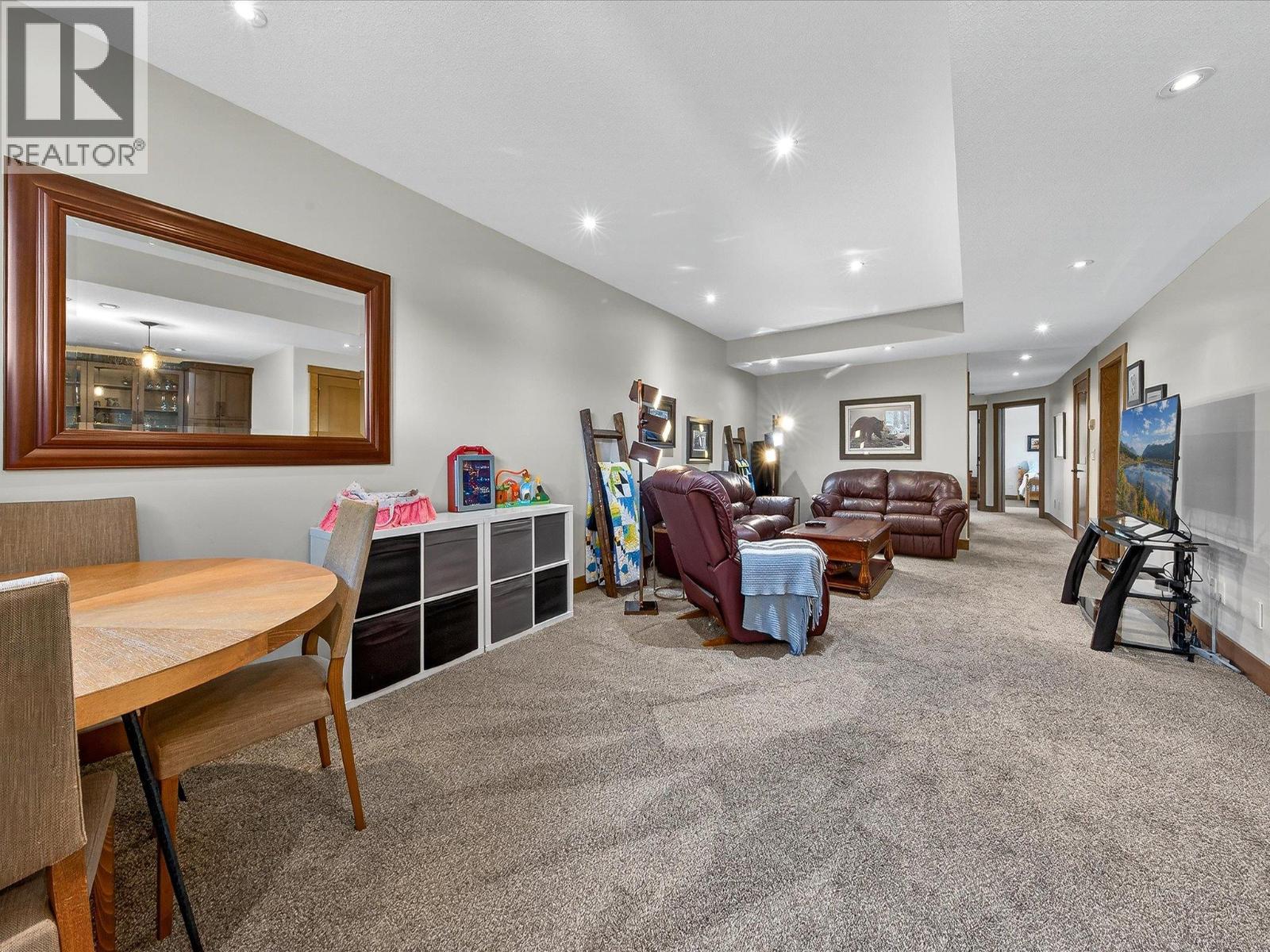 7540 Springs Terrace, Radium Hot Springs