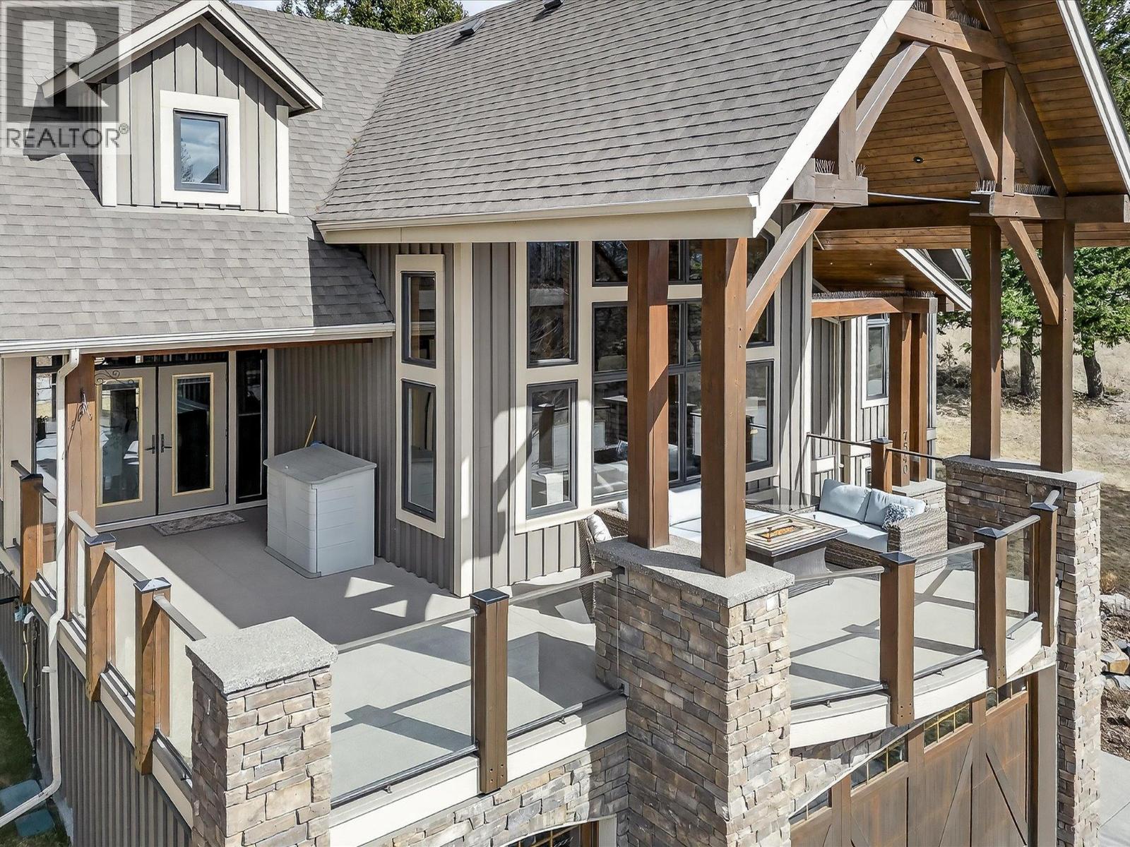 7540 Springs Terrace, Radium Hot Springs