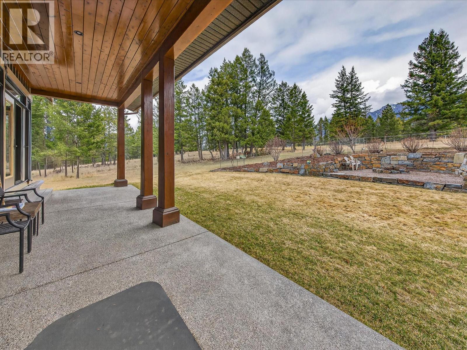 7540 Springs Terrace, Radium Hot Springs