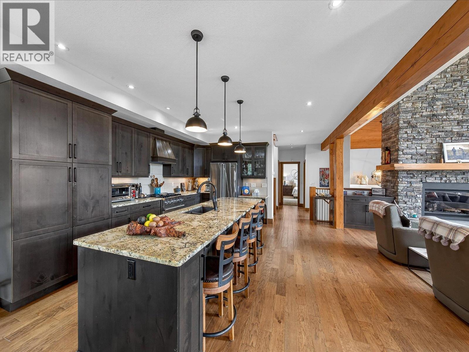 7540 Springs Terrace, Radium Hot Springs