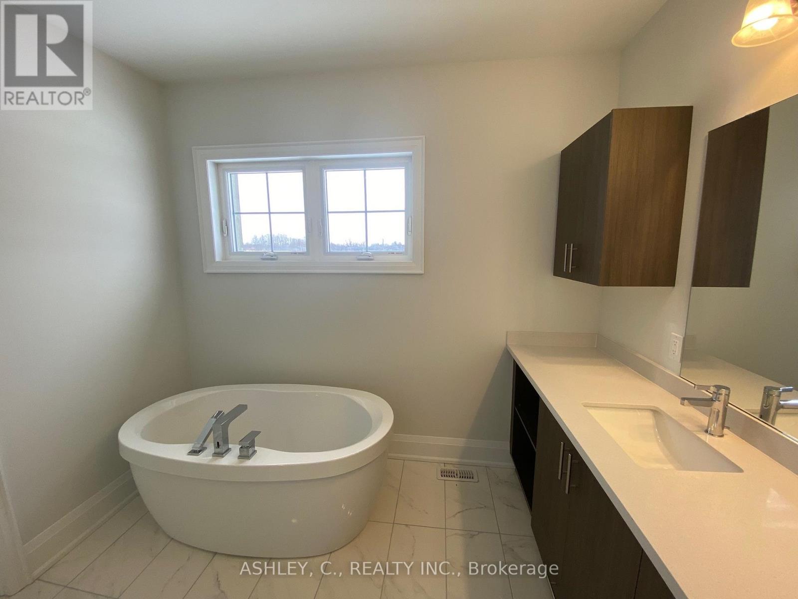 98 WILLIAM CRISP DRIVE — photo 28