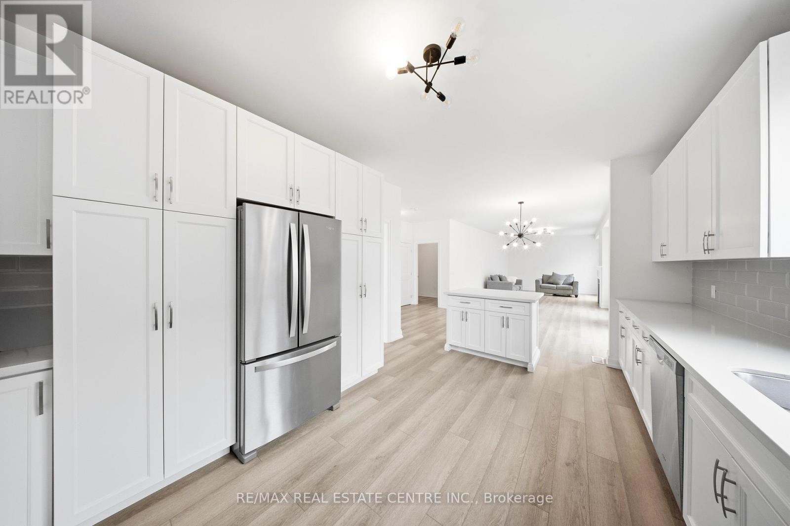 45 GREAT FALLS BOULEVARD — photo 15