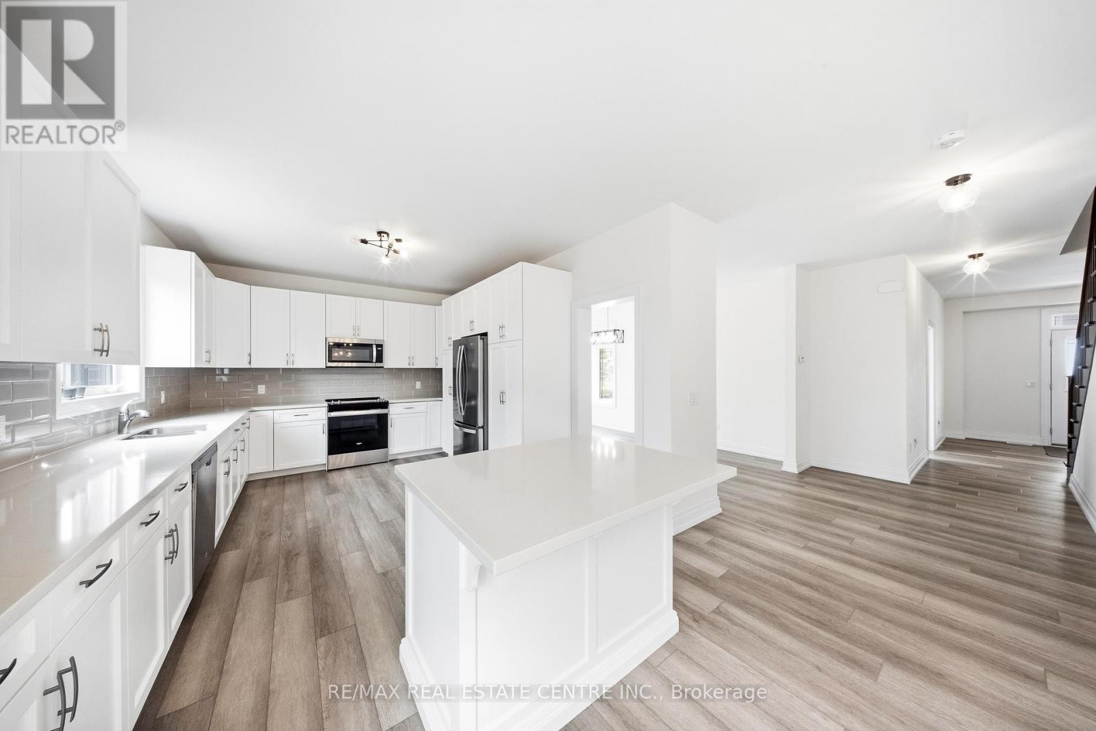 45 GREAT FALLS BOULEVARD — photo 18