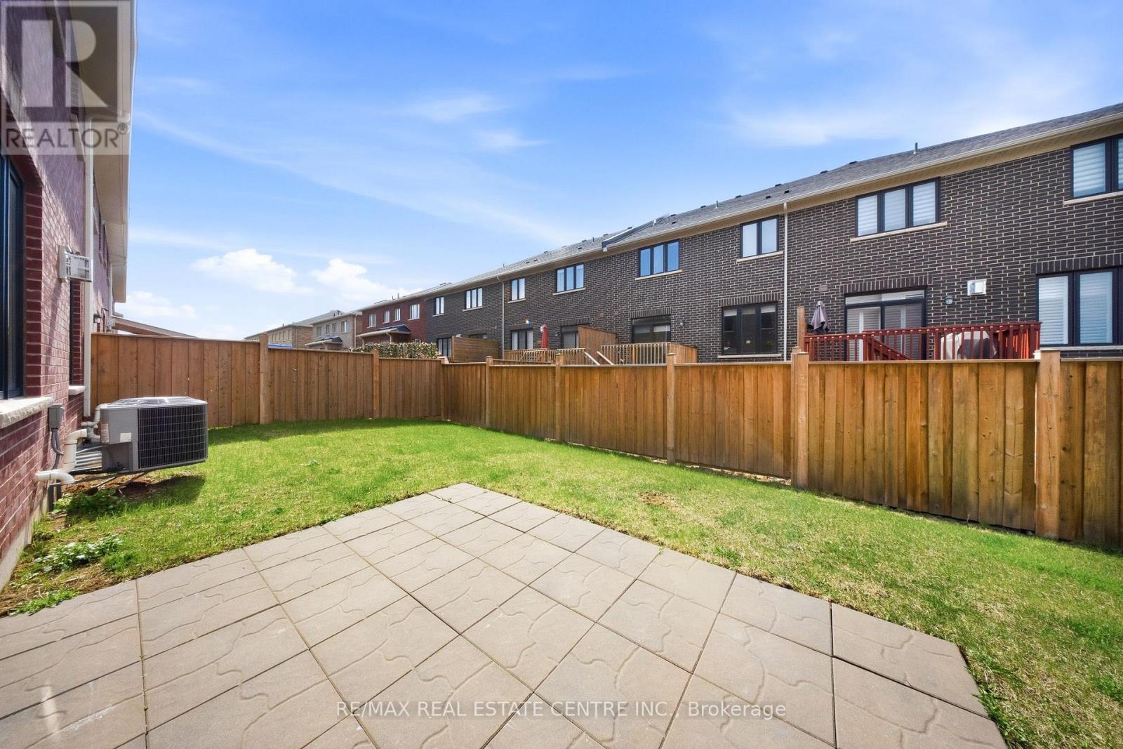 45 GREAT FALLS BOULEVARD — photo 45