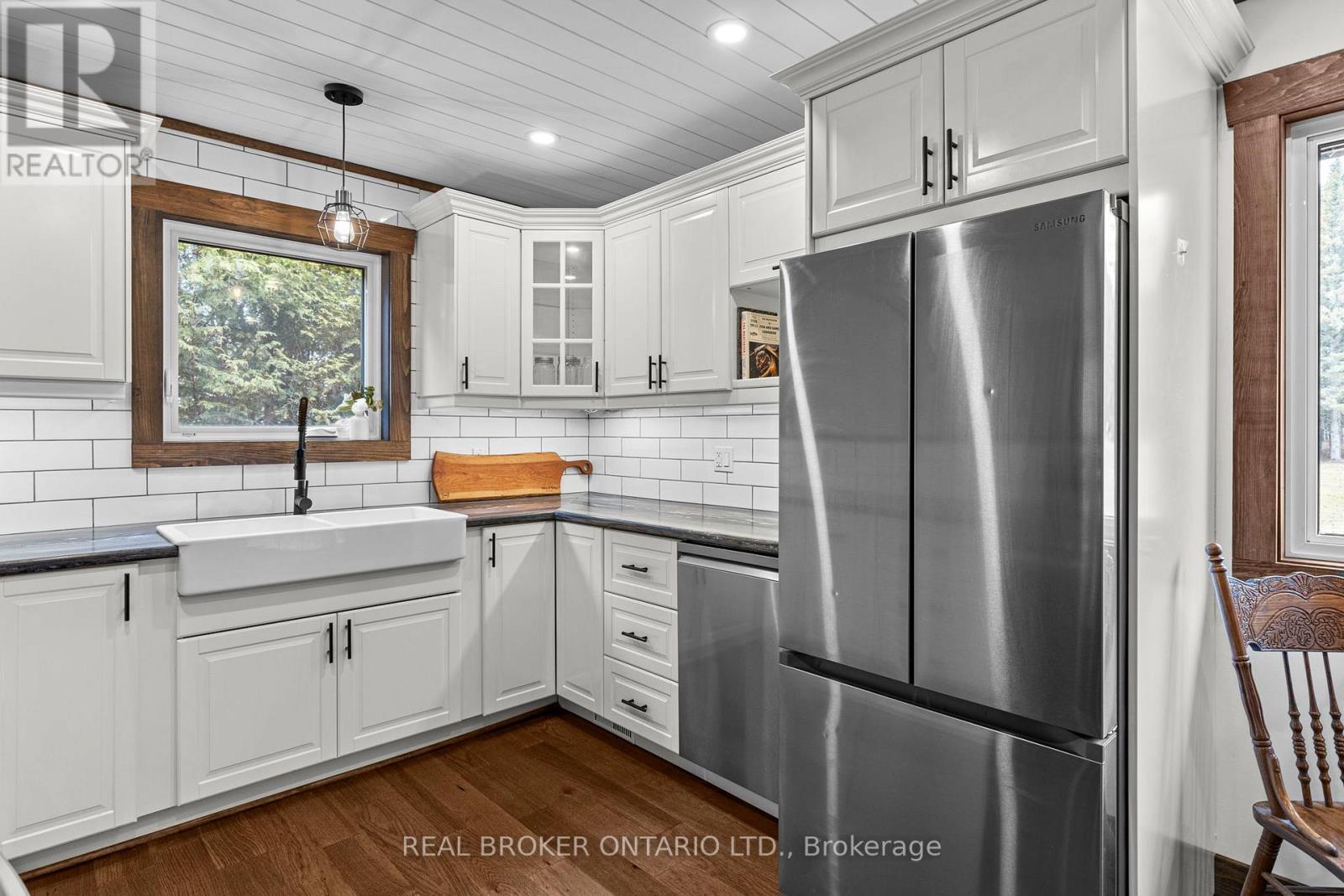 1401 NORTH SHORE ROAD - 16
